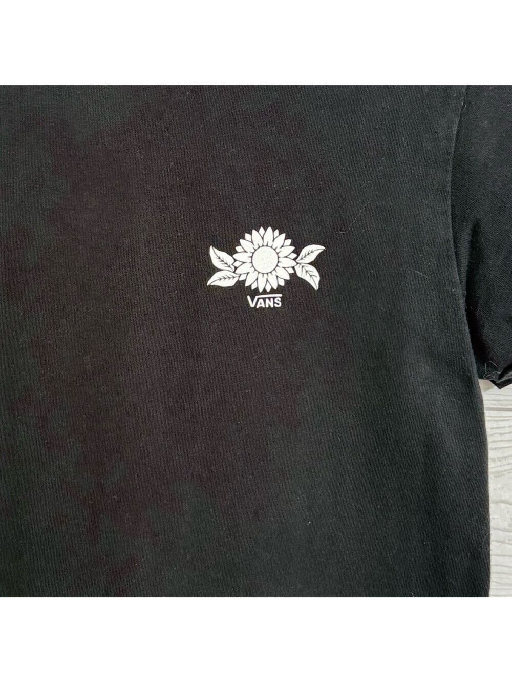 Vans Women’s Black Short Sleeve “Off the Wall” Tee Shirt. Size M - Picture 2 of 4